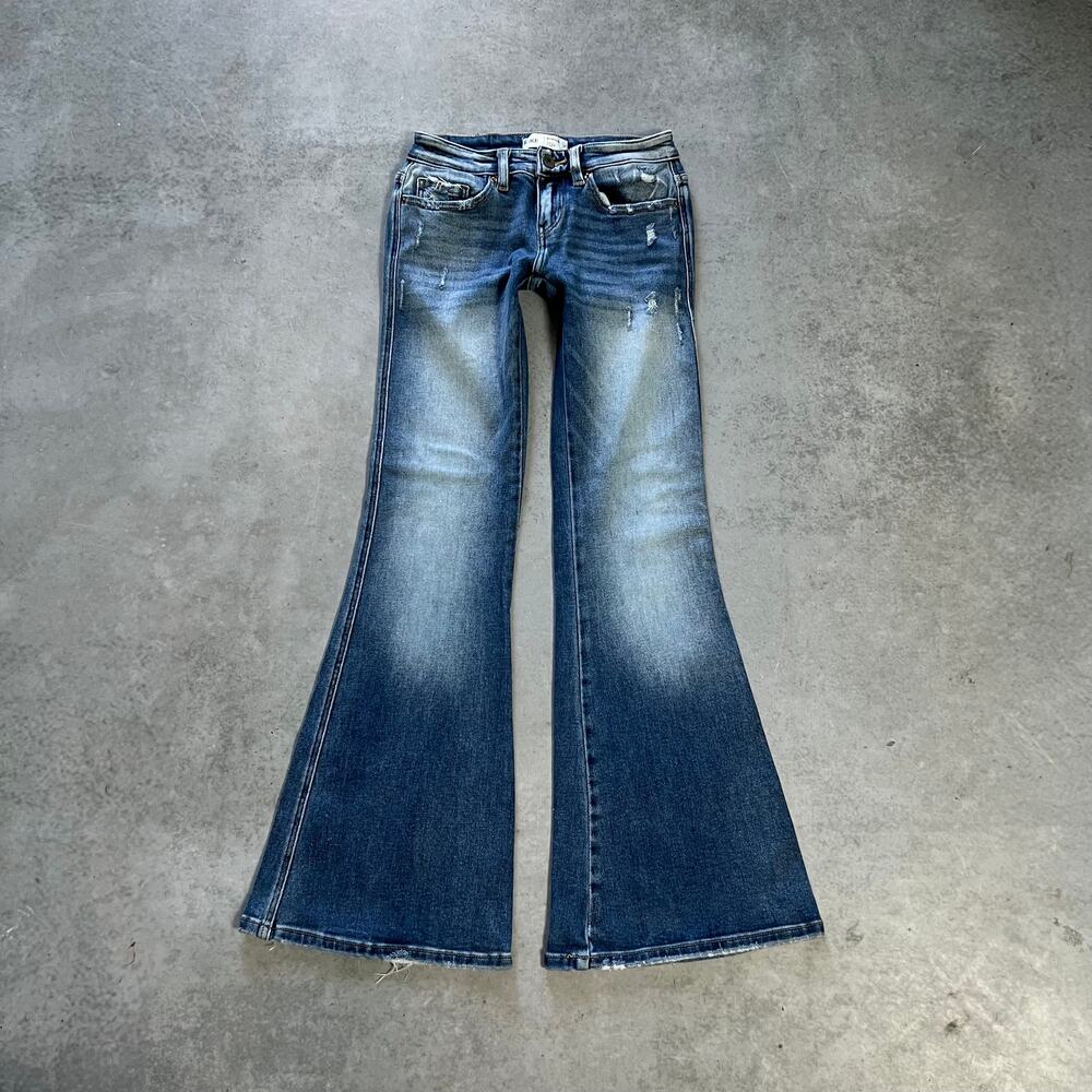 BKE Stella Low Rise Slim Fit Flared Women's Size 24 Jeans Bootcut Blue Denim
